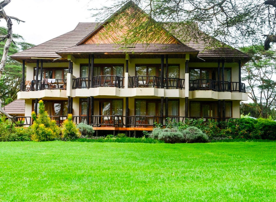 Sawela Lodge - Naivasha Honeymoon bundle